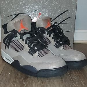 Jordan 4 "taupe haze"